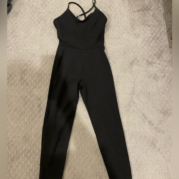 Old Navy PowerChill 7/8-Length Cami Jumpsuit in Charcoal - Picture 8 of 11